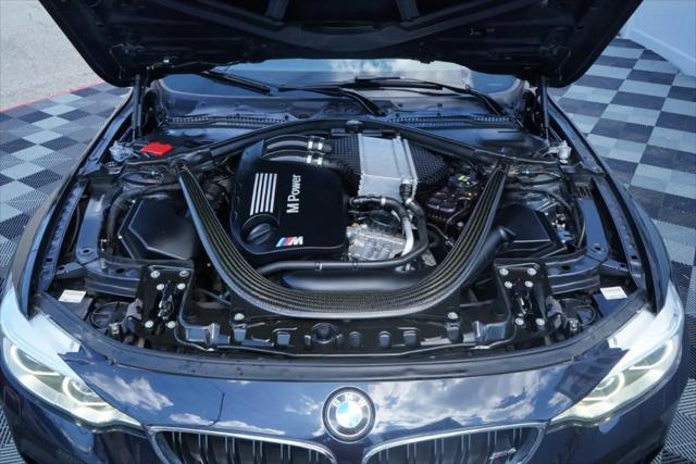 2016 BMW M4 Standard