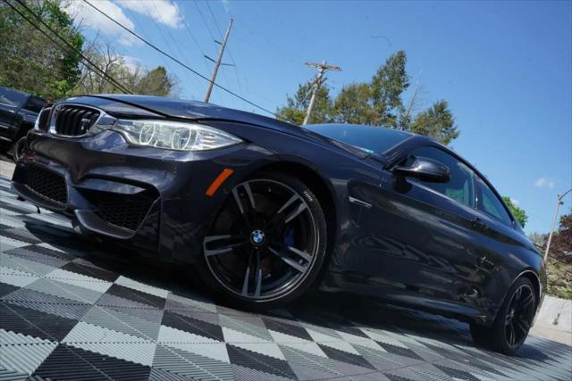 2016 BMW M4 Standard