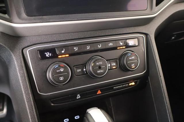 2021 Volkswagen Atlas Cross Sport 3.6L V6 SE w/Technology R-Line