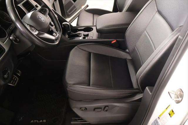 2021 Volkswagen Atlas Cross Sport 3.6L V6 SE w/Technology R-Line