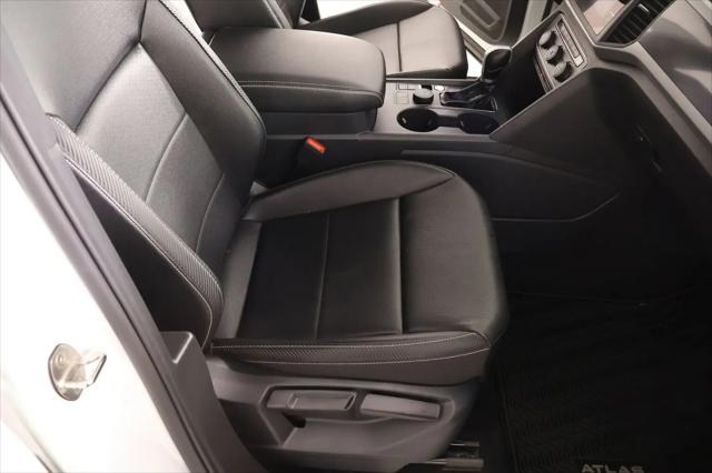 2021 Volkswagen Atlas Cross Sport 3.6L V6 SE w/Technology R-Line