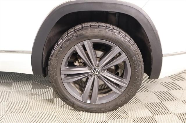 2021 Volkswagen Atlas Cross Sport 3.6L V6 SE w/Technology R-Line