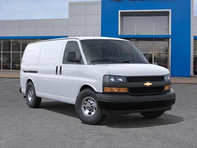 2026 Chevrolet Express Cargo Van 2500 Regular Wheelbase, WT, RWD
