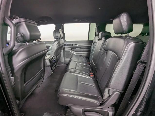 2024 Jeep Wagoneer Series II 4x2