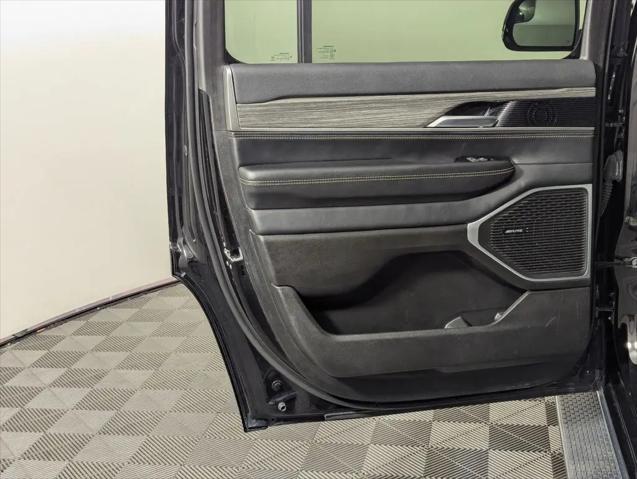 2024 Jeep Wagoneer Series II 4x2