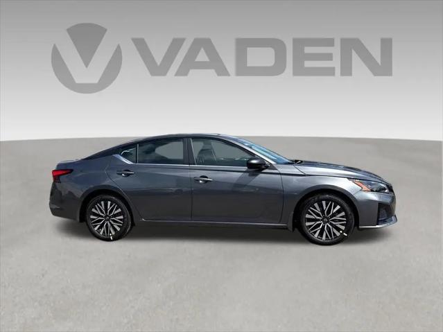 2026 Nissan Altima SV FWD