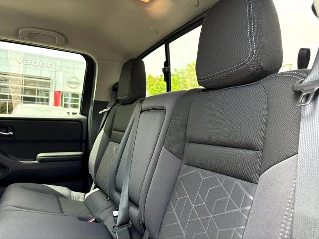 2026 Nissan Frontier Crew Cab SV 4x2