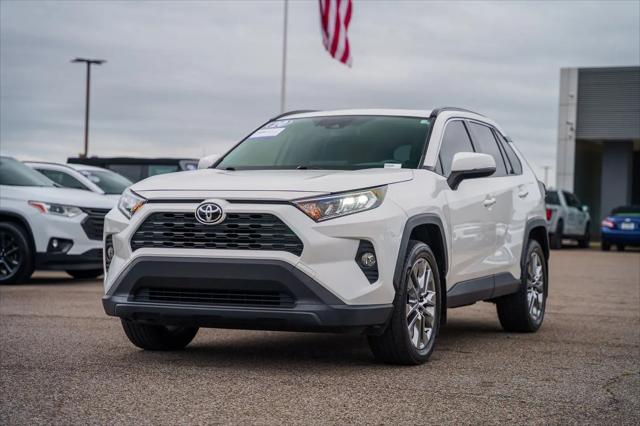 2020 Toyota RAV4 XLE Premium