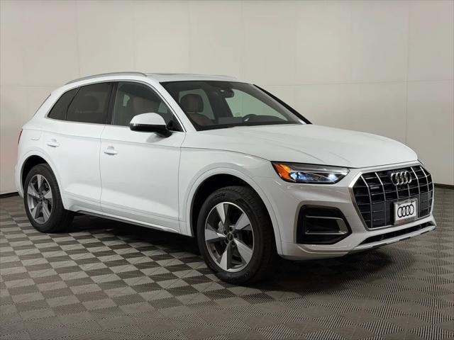 2024 Audi Q5 Premium 40 TFSI quattro S tronic