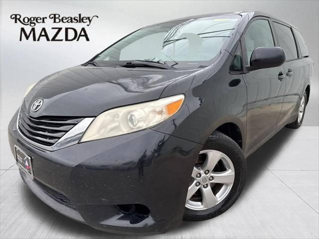 2016 Toyota Sienna LE 8 Passenger for sale in Austin, TX