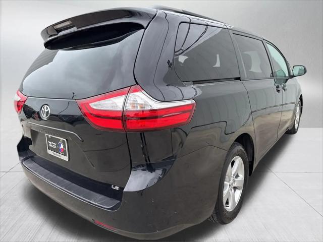 2016 Toyota Sienna LE 8 Passenger