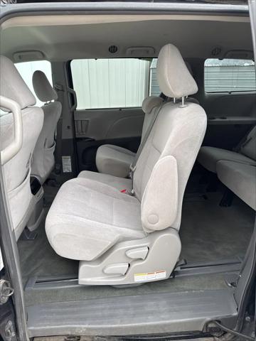 2016 Toyota Sienna LE 8 Passenger