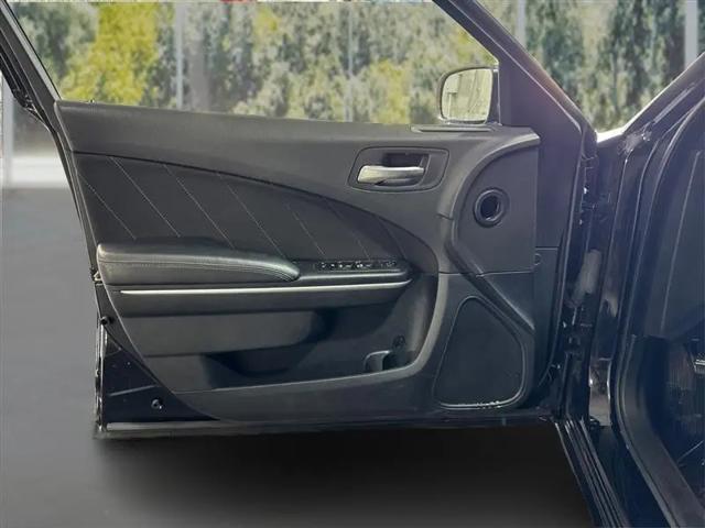 2022 Dodge Charger SXT RWD