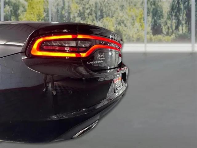 2022 Dodge Charger SXT RWD