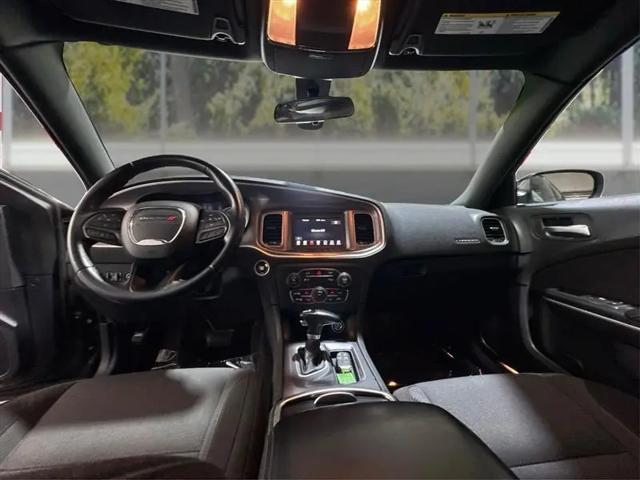 2022 Dodge Charger SXT RWD