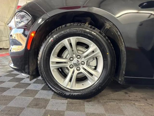2022 Dodge Charger SXT RWD