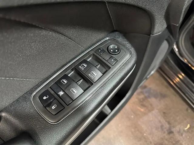 2022 Dodge Charger SXT RWD