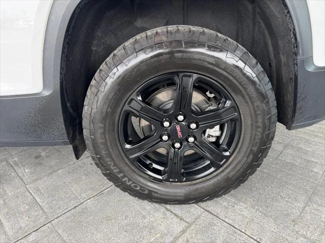 2023 GMC Acadia AWD AT4