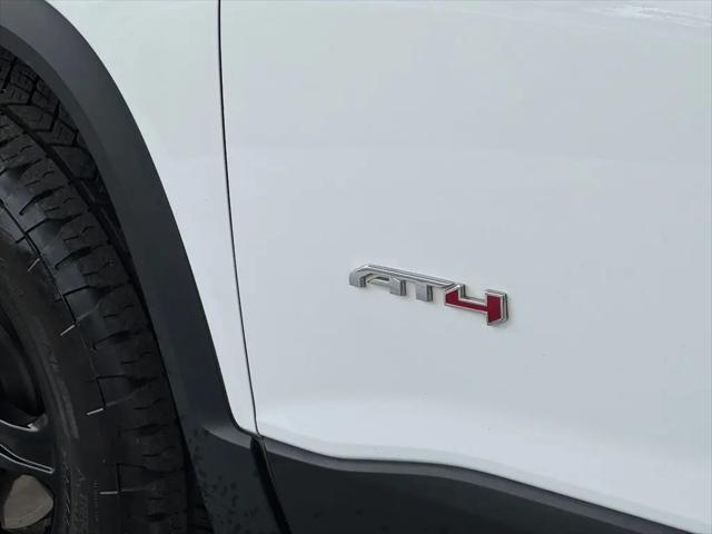 2023 GMC Acadia AWD AT4