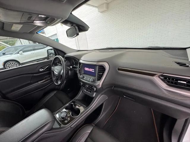 2023 GMC Acadia AWD AT4