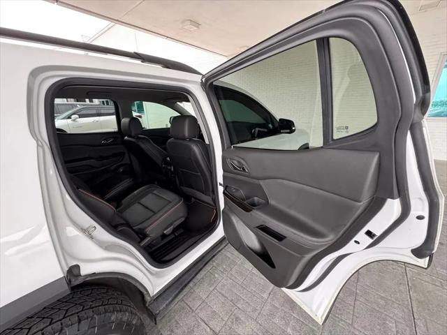 2023 GMC Acadia AWD AT4