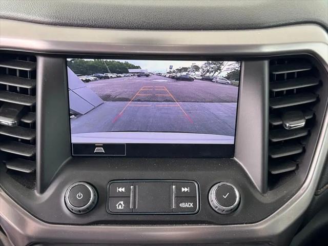 2023 GMC Acadia AWD AT4