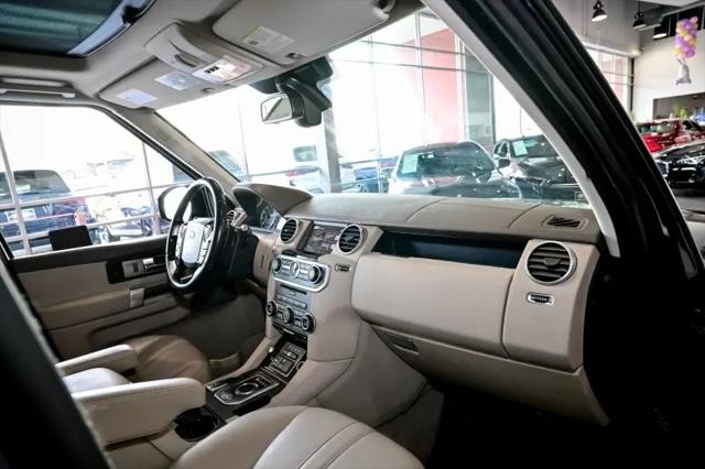 2016 Land Rover LR4 HSE