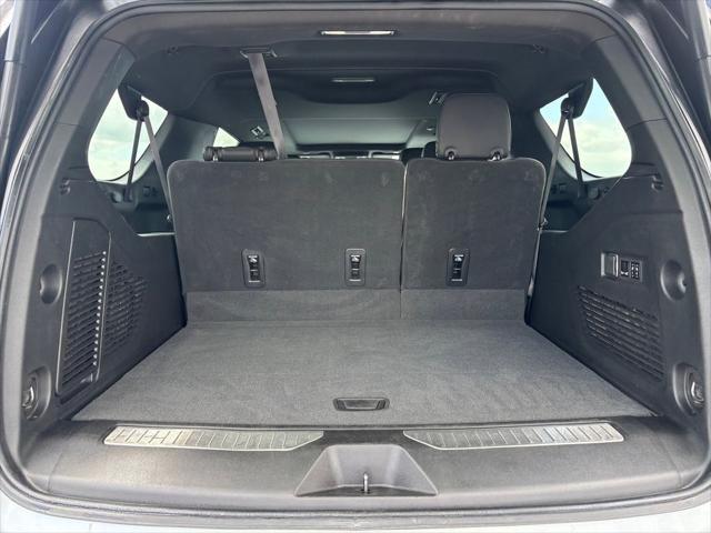 2023 Chevrolet Suburban 4WD Z71