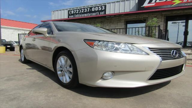 2015 Lexus ES 300h ES 300h