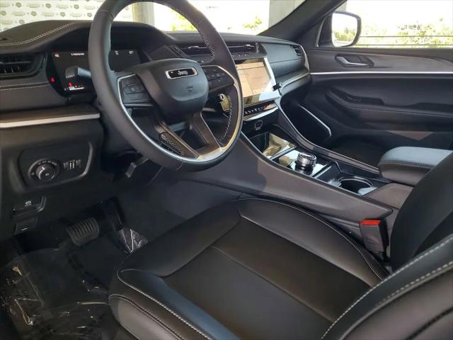 2026 Jeep Grand Cherokee Limited 4x2