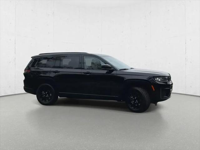 2026 Jeep Grand Cherokee L Altitude 4x4