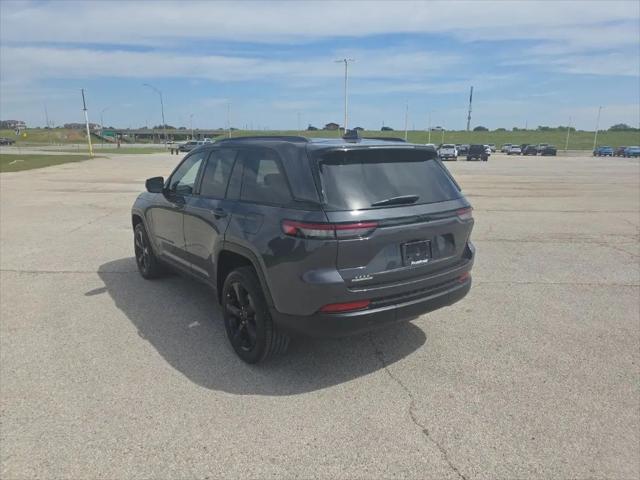 2023 Jeep Grand Cherokee Altitude 4x2