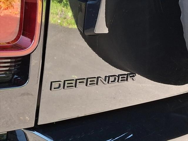 2025 Land Rover Defender 110 P500 X-Dynamic SE