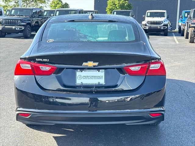 2017 Chevrolet Malibu LS