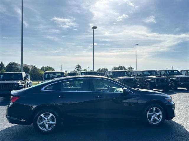 2017 Chevrolet Malibu LS