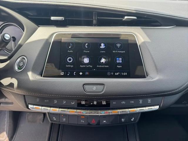 2023 Cadillac XT4 FWD Premium Luxury