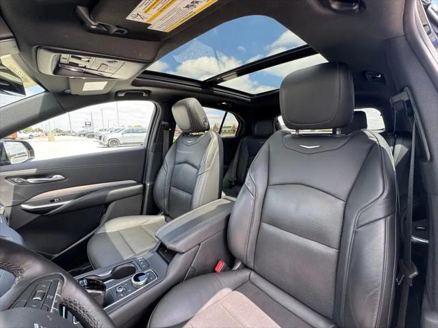 2023 Cadillac XT4 FWD Premium Luxury