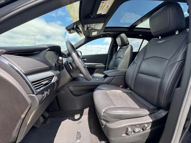 2023 Cadillac XT4 FWD Premium Luxury