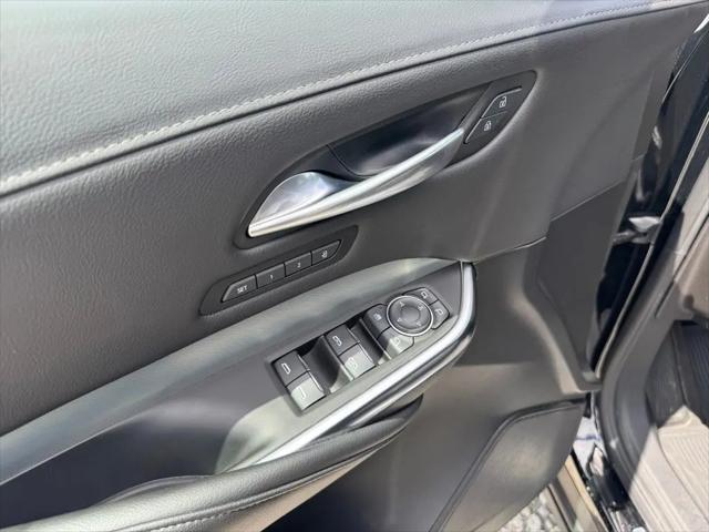 2023 Cadillac XT4 FWD Premium Luxury