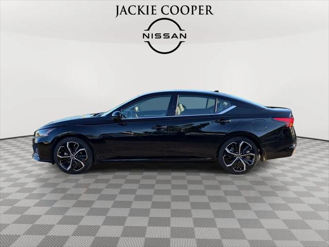 2023 Nissan Altima SR FWD