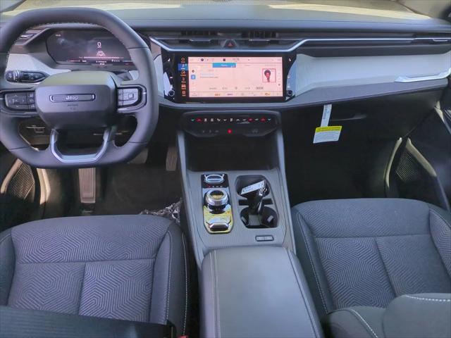 2026 Jeep Cherokee Laredo 4x4