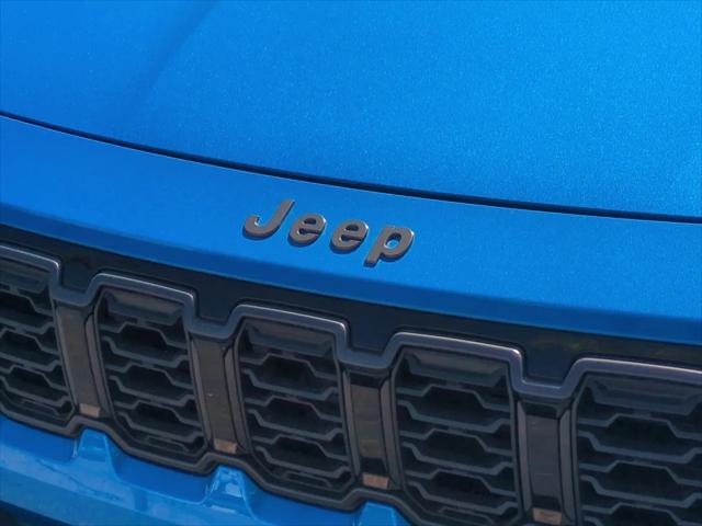 2026 Jeep Cherokee Laredo 4x4
