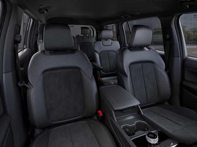 2025 Jeep Grand Cherokee Altitude 4x4