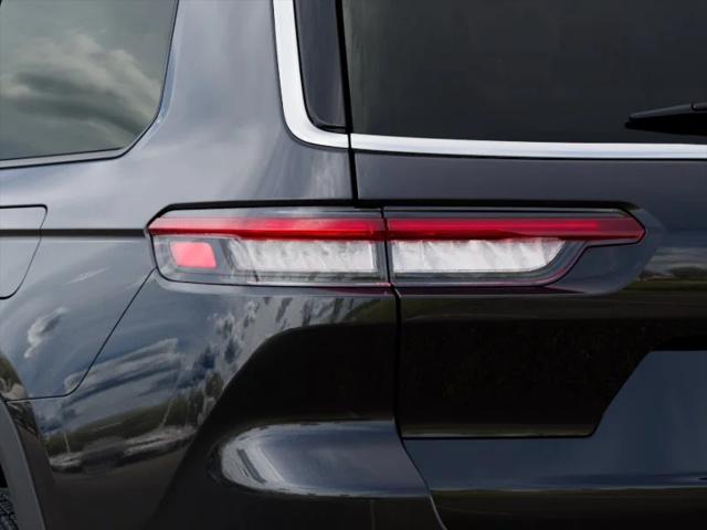 2025 Jeep Grand Cherokee Laredo X 4x2
