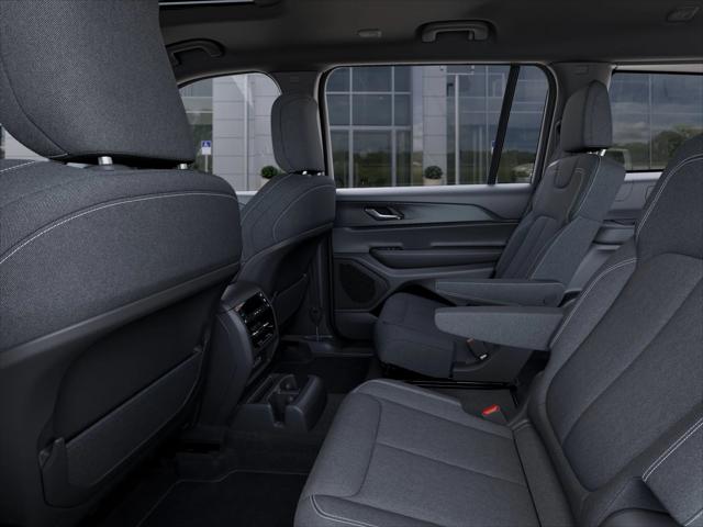 2025 Jeep Grand Cherokee Laredo X 4x2