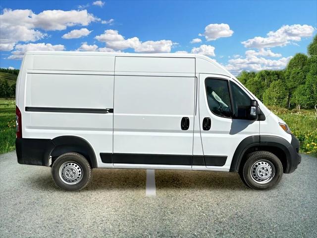 2026 Ram ProMaster Cargo Van Tradesman High Roof 136" WB w/Pass Seat