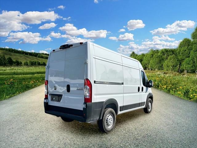 2026 Ram ProMaster Cargo Van Tradesman High Roof 136" WB w/Pass Seat