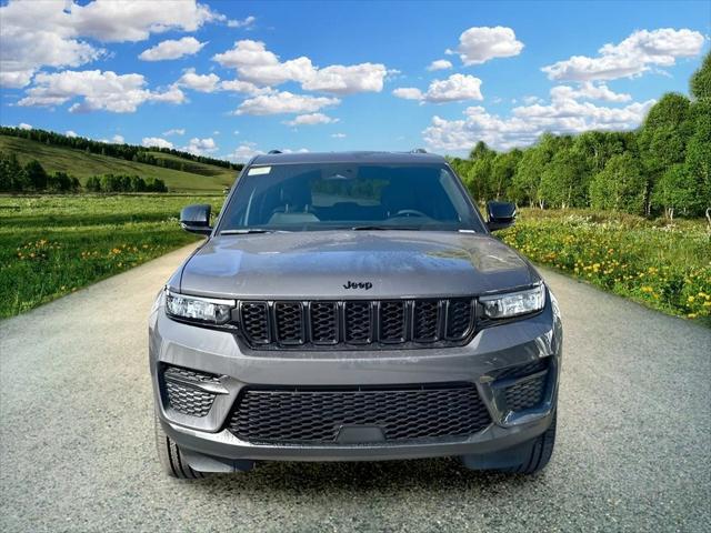2025 Jeep Grand Cherokee GRAND CHEROKEE ALTITUDE 4X2