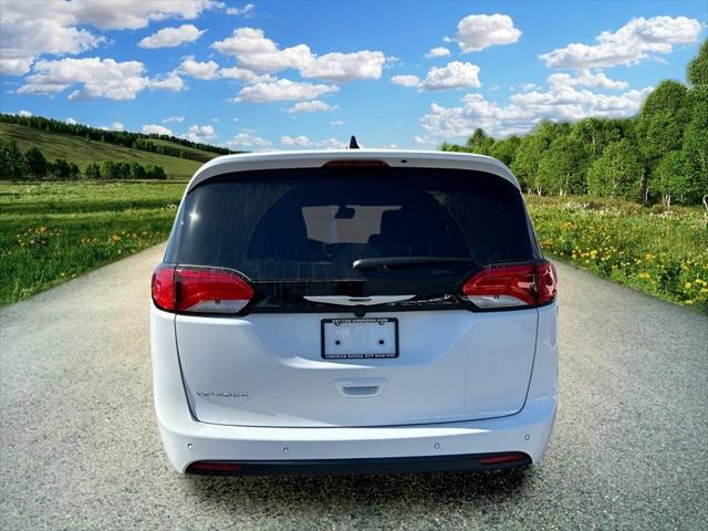 2026 Chrysler Voyager LX