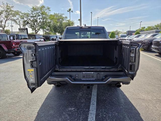 2026 Ram 1500 Limited Crew Cab 4x4 5'7" Box